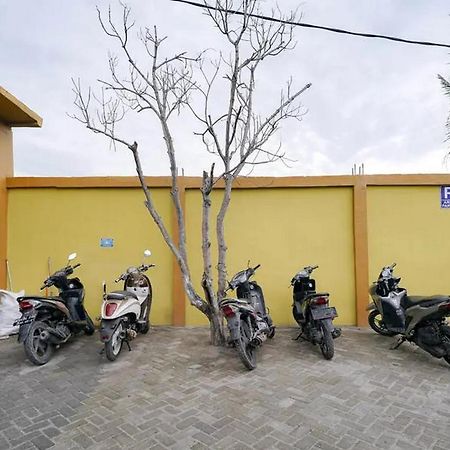 Reddoorz Near Ekowisata Mangrove Belawan Hotell Exteriör bild